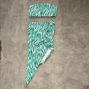 Green and White Zebra Print Two-Piece Set